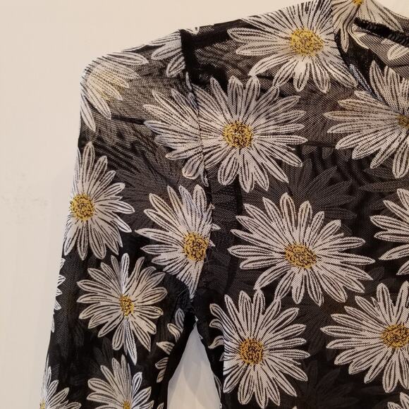 Forever 21 Sheer Floral Stretch Crop Top Size S - Picture 4 of 9